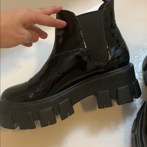 Jessica Buurman boots